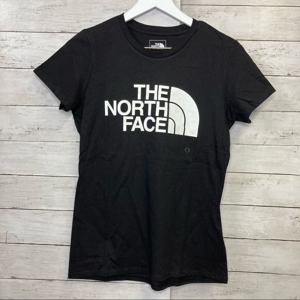 The North Face Fitted Black Tee size Small